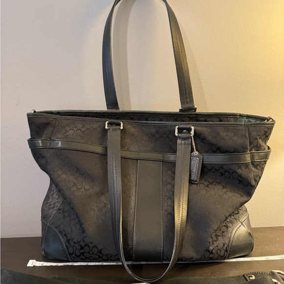 Coach Signature CC Black Diaper Bag 14” x 5” x 11” Shoulder Strap, Many Pockets - Picture 1 of 14